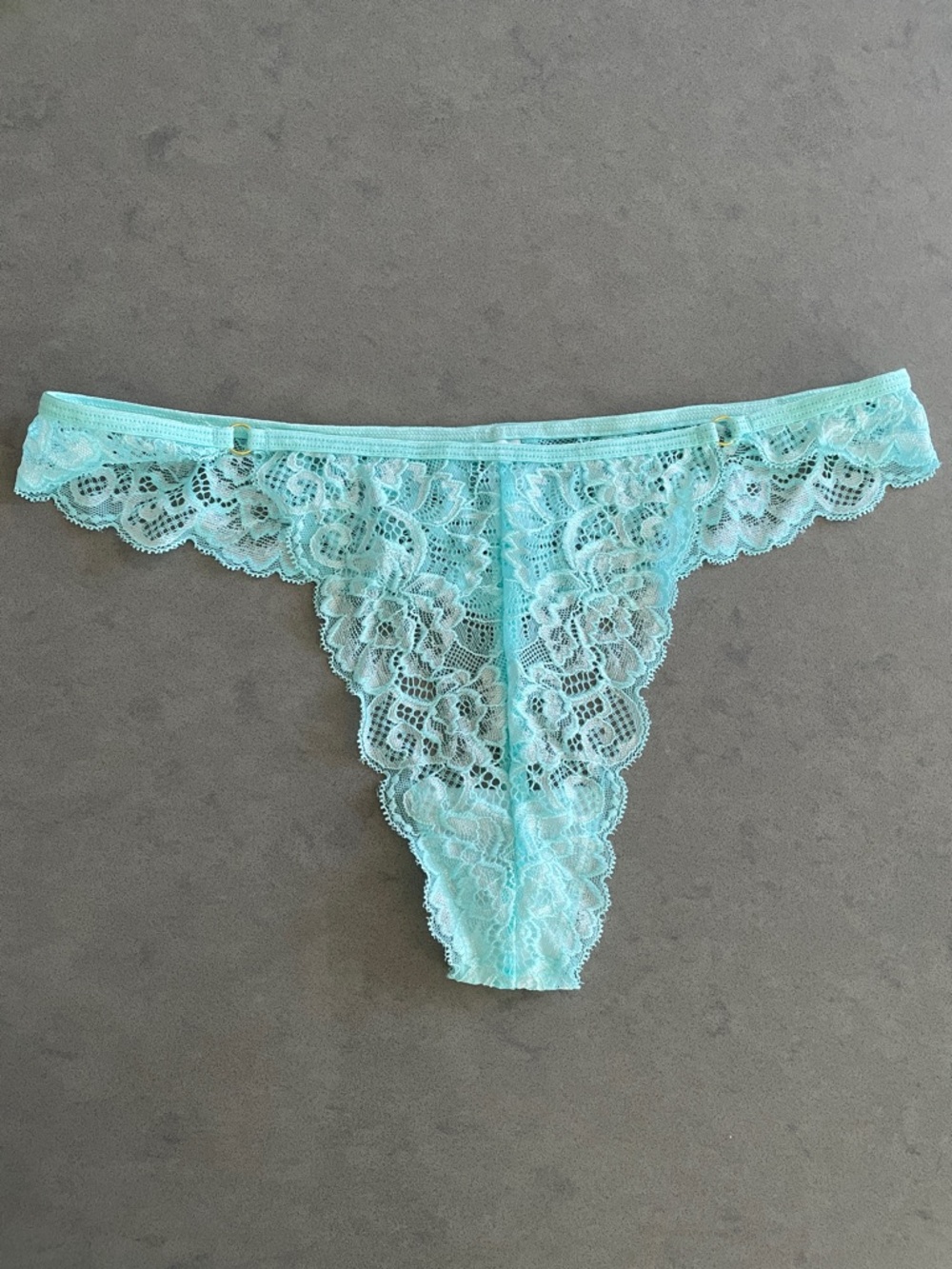 NWOT Lace Floral Thong